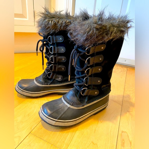 Sorel Joan of Arctic Women’s Snow/Winter Boots, size 7, black - Picture 1 of 9